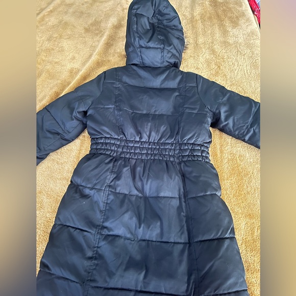 Lands End Black Kids Winter Coat with Faux Fur Hood. Warm parka. Size Large 6x/7 - Picture 2 of 8